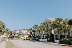 Oakleaf Plantation homes and tree-lined streets in Orange Park, Jacksonville FL