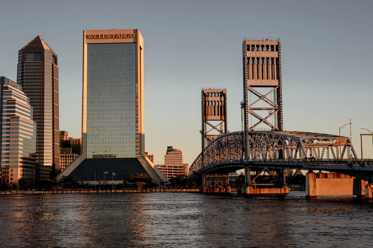 Jacksonville, Florida skyline along the St. Johns River
